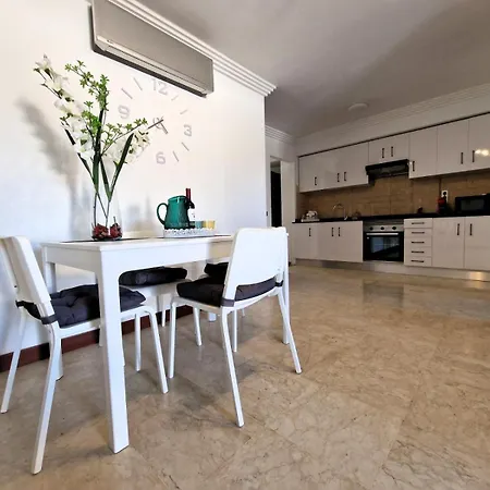 Malvasia 2 *